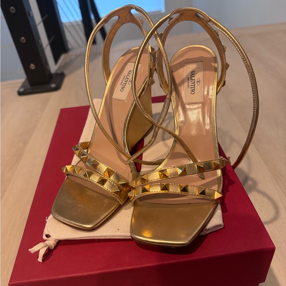 Valentino Garavani Wedge Rockstud Heeled Sandals